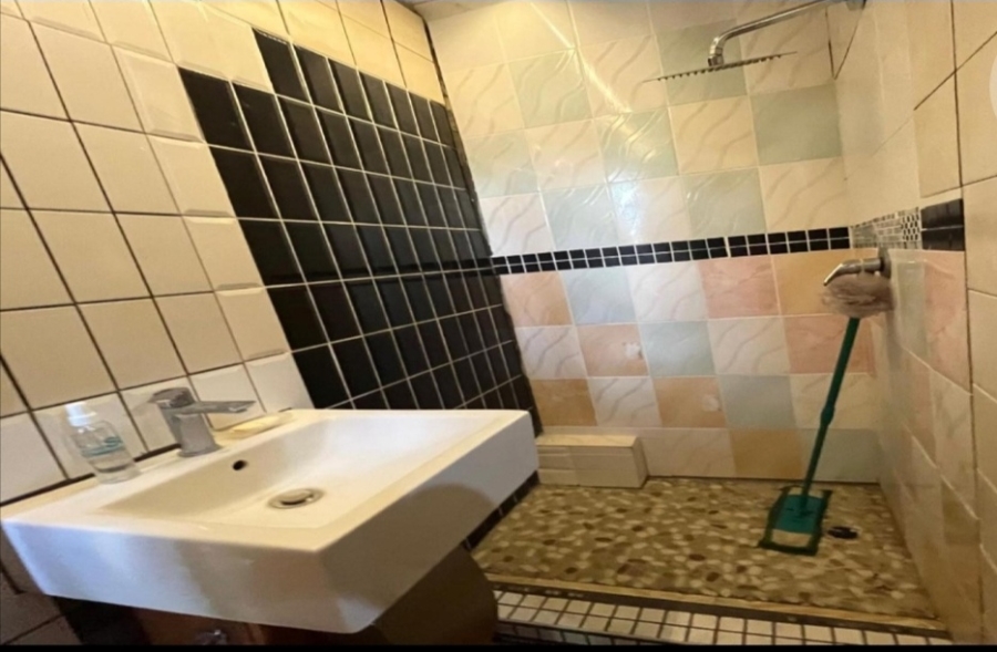 4 Bedroom Property for Sale in Noordhoek Free State